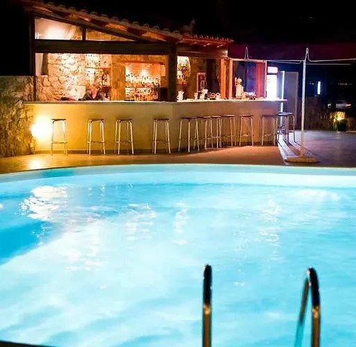 Esperia 3* טולון